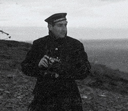Роберт Диамент на полуострове Рыбачий в 1943 г.